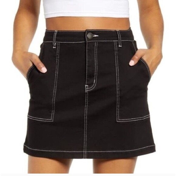 Zara TRF Collection Skirt Size Large Black A-Line Short w/ Contrast Stitching - Picture 1 of 9